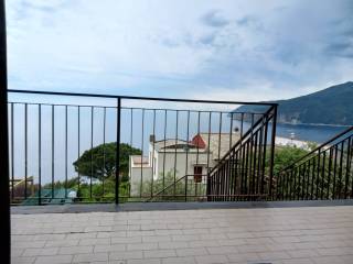 Foto - Si vende Bilocale con terrazzo, Riviera di Levante, Moneglia
