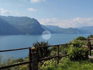 Foto - Vendita villetta con giardino, Monte Isola, Lago d'Iseo Franciacorta