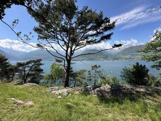 Foto - Vendita villa con giardino, Colico, Lago di Como