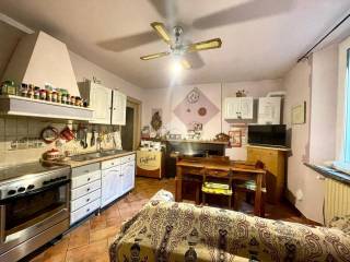 169fa7dc-eee8-479c-a6c0-fa4fb2ae2903