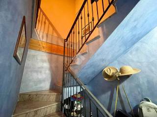 42abfada-faea-4845-bb4a-dcdf5d06a48a