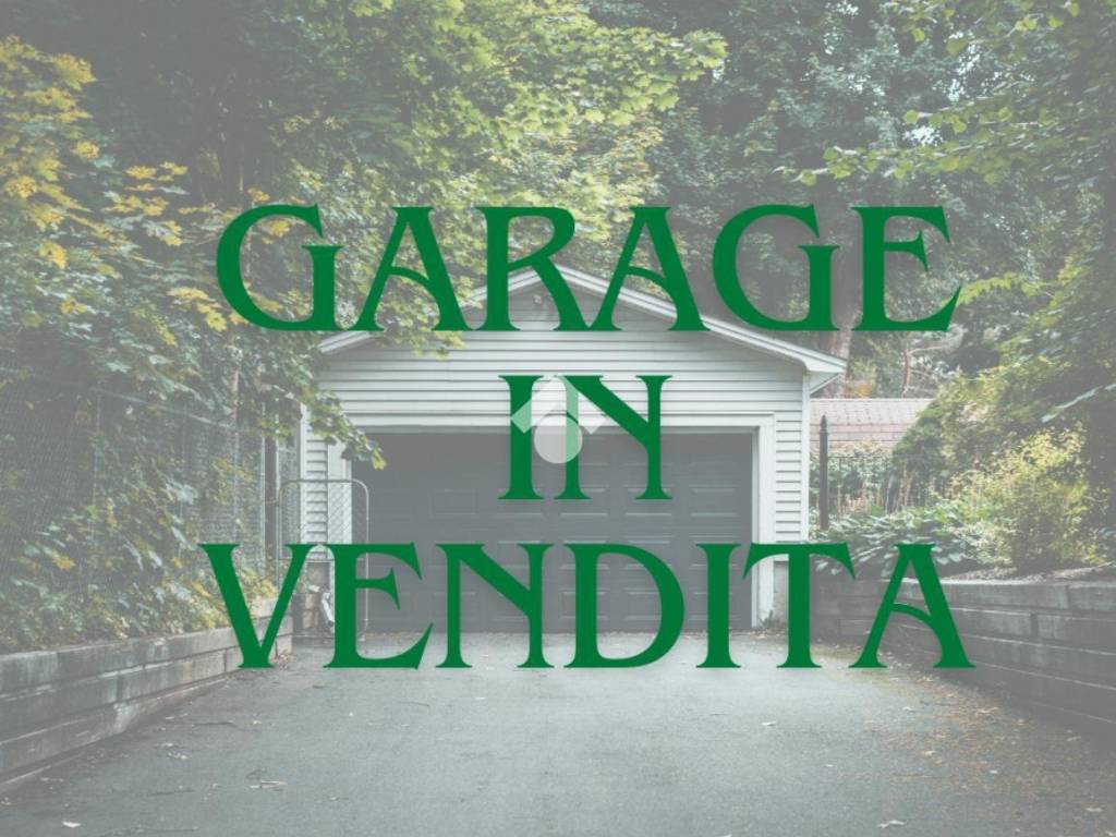 Garage in vendita