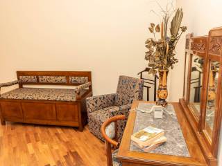 particolare del letto matrimoniale