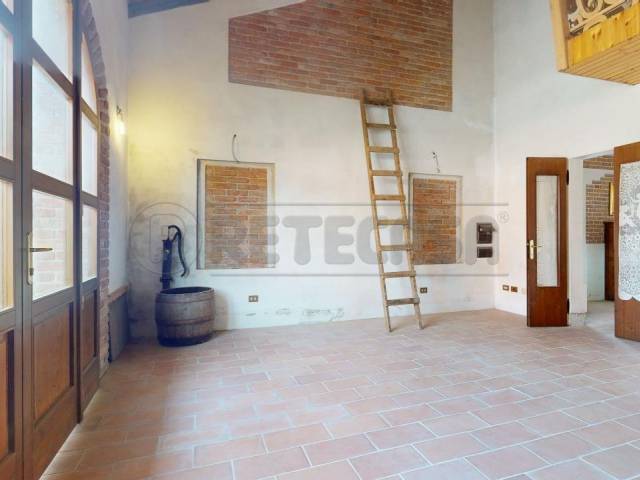 Casa-affiancata-dal-carattere-unico-San-Martino-di