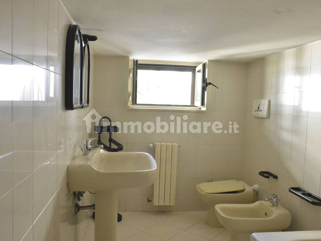 18 bagno soppalco.JPG