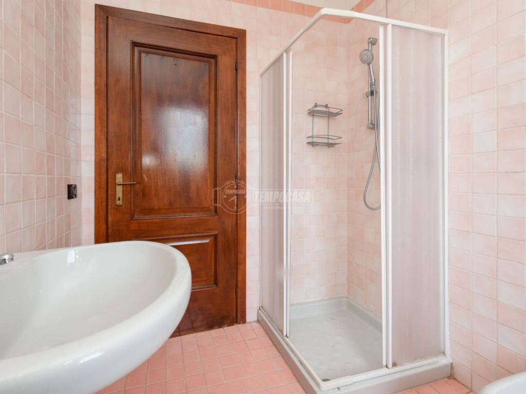 BAGNO FINESTRATO