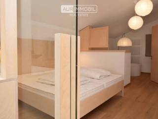 8 AUR1480-2 Bedroom Detail web