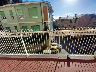 appartamento in vendita con balcone  oregina (13)