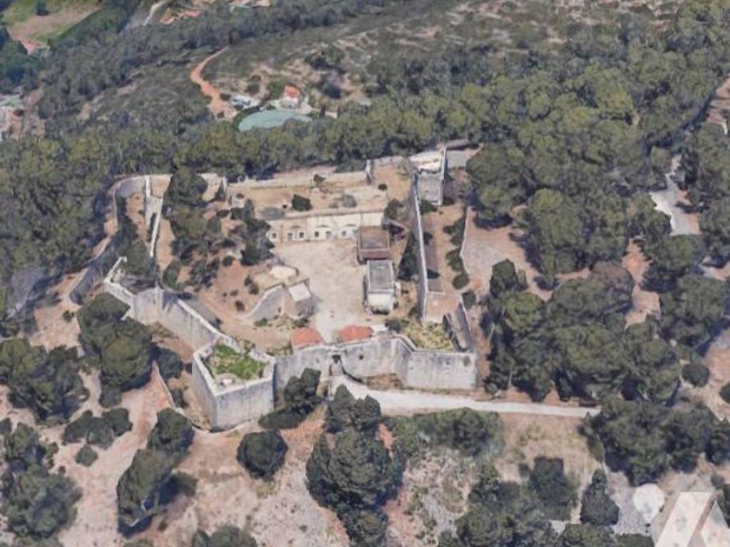 Palazzo Edificio Chemin du Fort Rouge, Tolone, Rif. 109095147 Immobiliare.it
