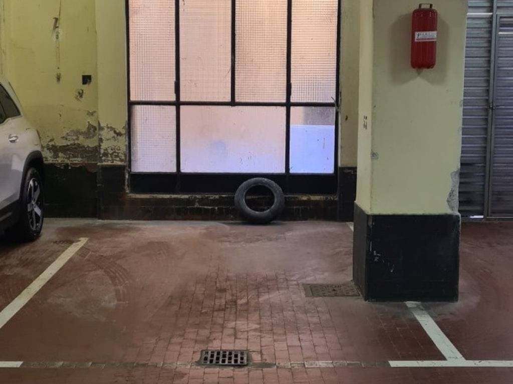 Posto auto - moto, spagna, roma