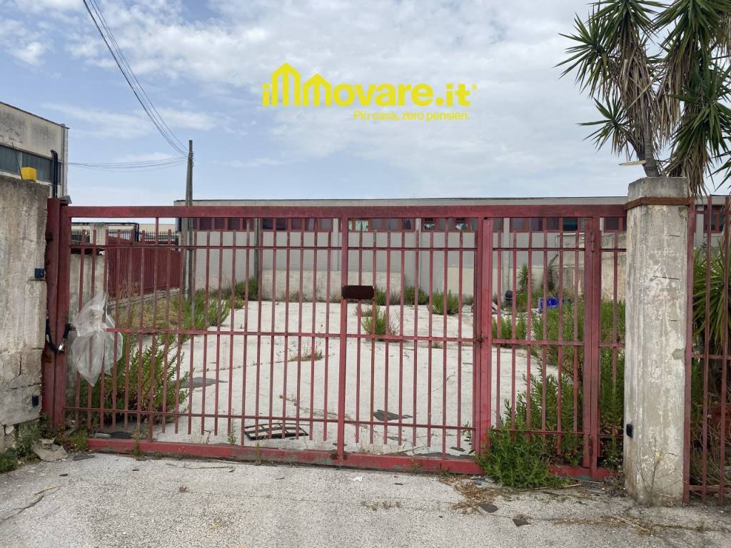 Capannone strada provinciale 231 – modugno, modugno