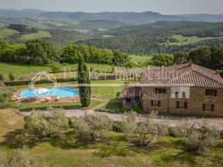 Casale con piscina in vendita, colline di Pisa