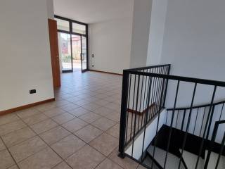 0915b565 2cc7 4812 9c80 754d5c32cd71