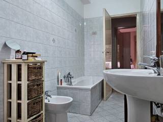 012__bagno_vasca_2.jpg