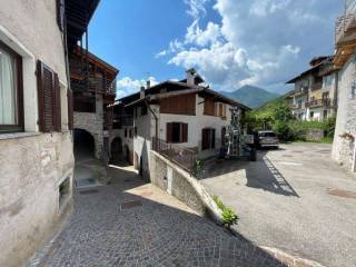 Foto - Vendita casa 450 m², Dolomiti Trentine, Bleggio Superiore