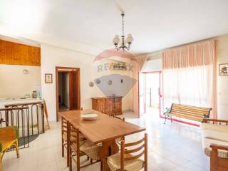 Foto - Vendita Appartamento, buono stato, Giardini-Naxos, Costa Ionica Messinese