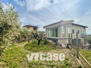 Foto - Vendita villa con giardino, Monte Porzio Catone, Castelli Romani