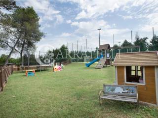 Villa immersa nel verde a Roma