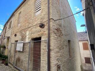 01 RIPATRANSONE - CASA CIELO TERRA  PARZIALMENTE R