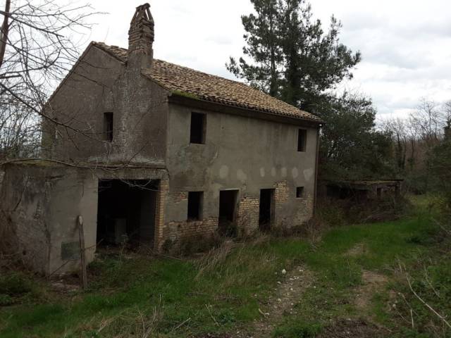 024 CASA CON TERRENO IN CARASSAI.jpg