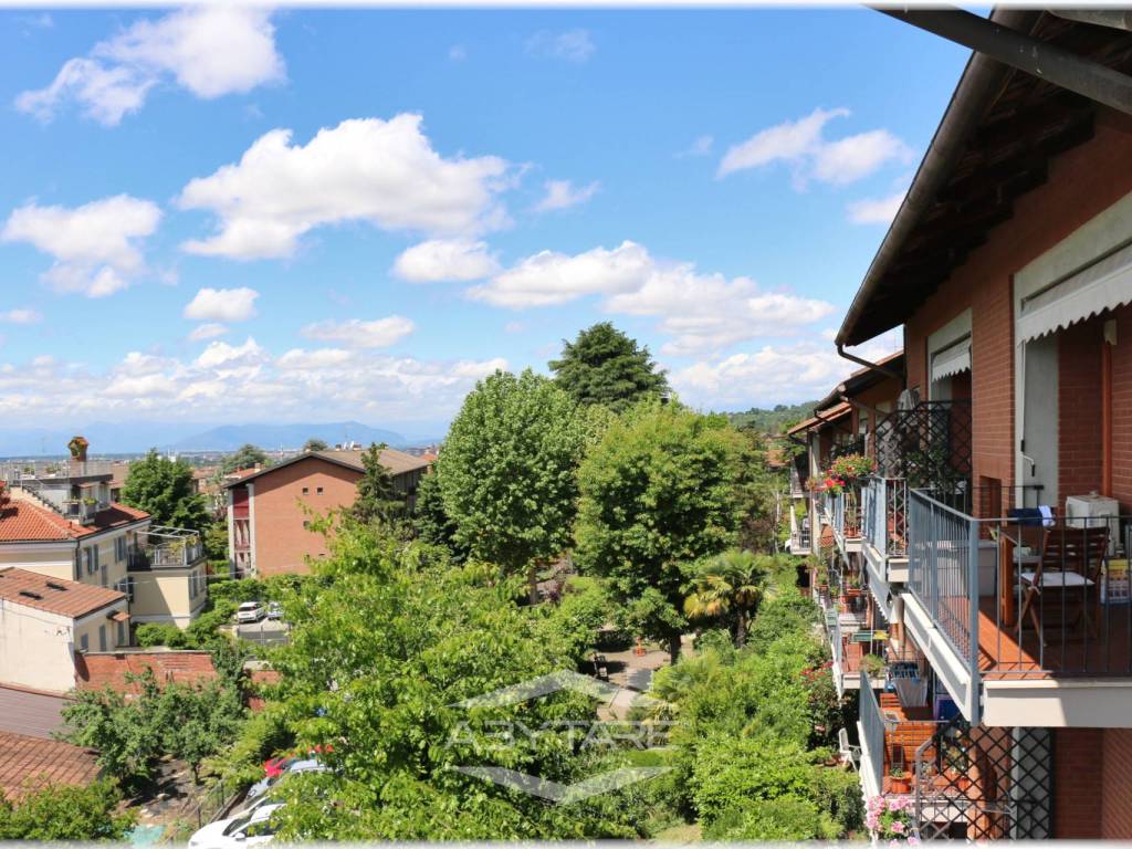 Vista terrazzino soggiorno