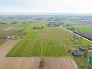 VISTA SUL TERRENO E CAPANNONE