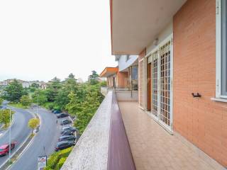 41-Appartamento-Bracciano-balcone.jpg