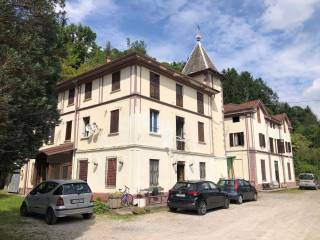 Foto - Vendita villa da ristrutturare, Lago Maggiore, Luino