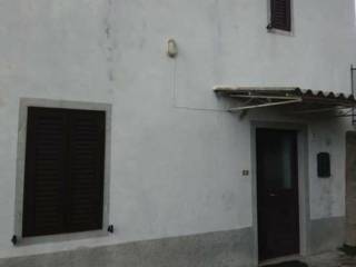 Foto - Vendita villa buono stato, Appennino Tosco-Emiliano, San Romano in Garfagnana