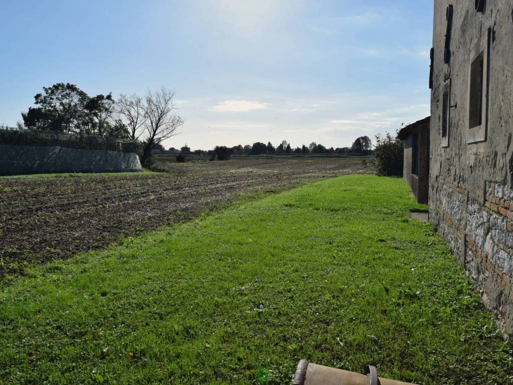 Terreno agricolo borgo sant'antonio, villa vicentina, fiumicello villa vicentina