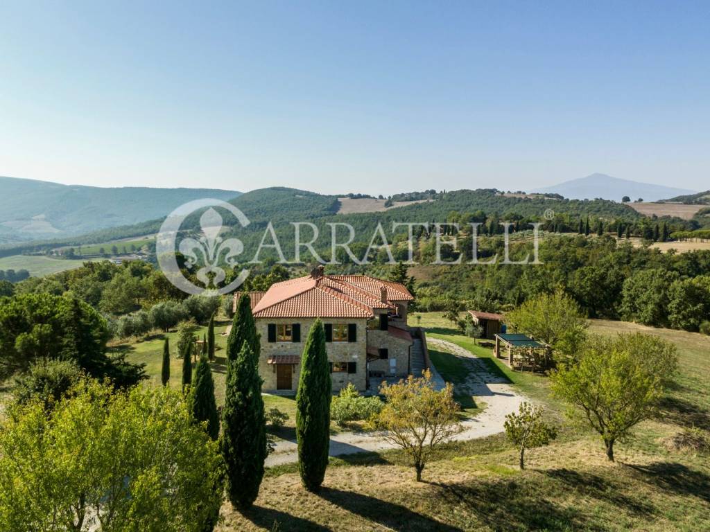 Casale in meravigliosa posizione a Montepulciano