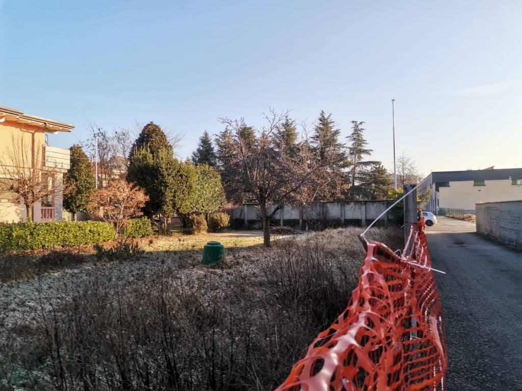 Terreno non edificabile via ferrer san c., sant'edoardo, busto arsizio