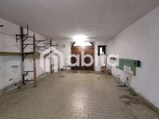 01 garage