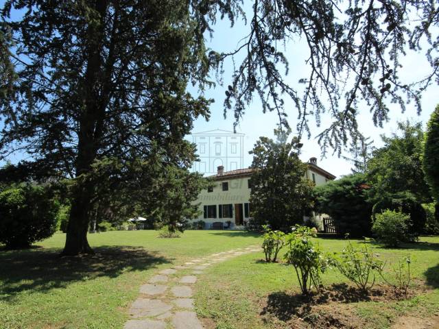 villa antica in vendita lucca.JPG