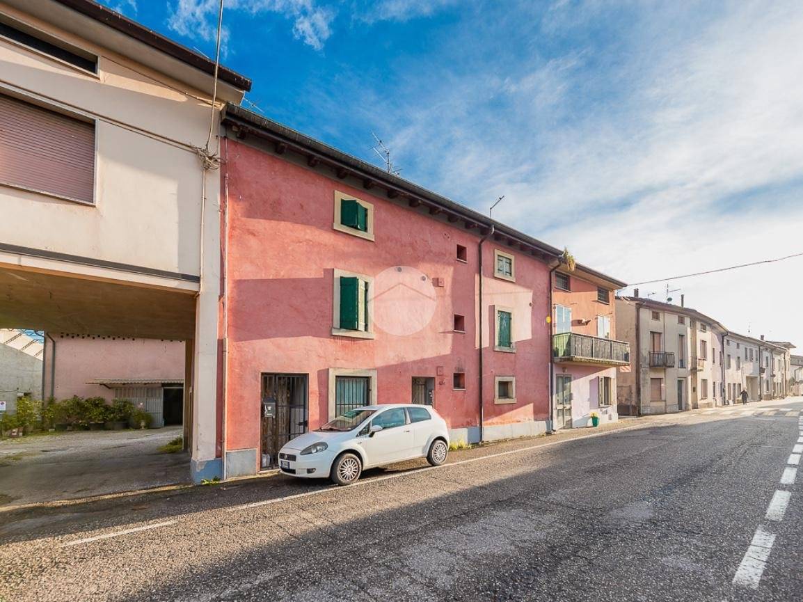 Appartamento in vendita a Villafranca di Verona