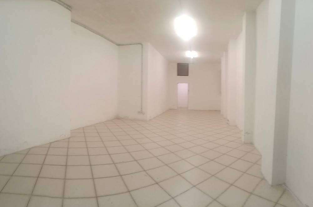 Laboratorio via cavalieri di vittorio veneto, centro, albenga