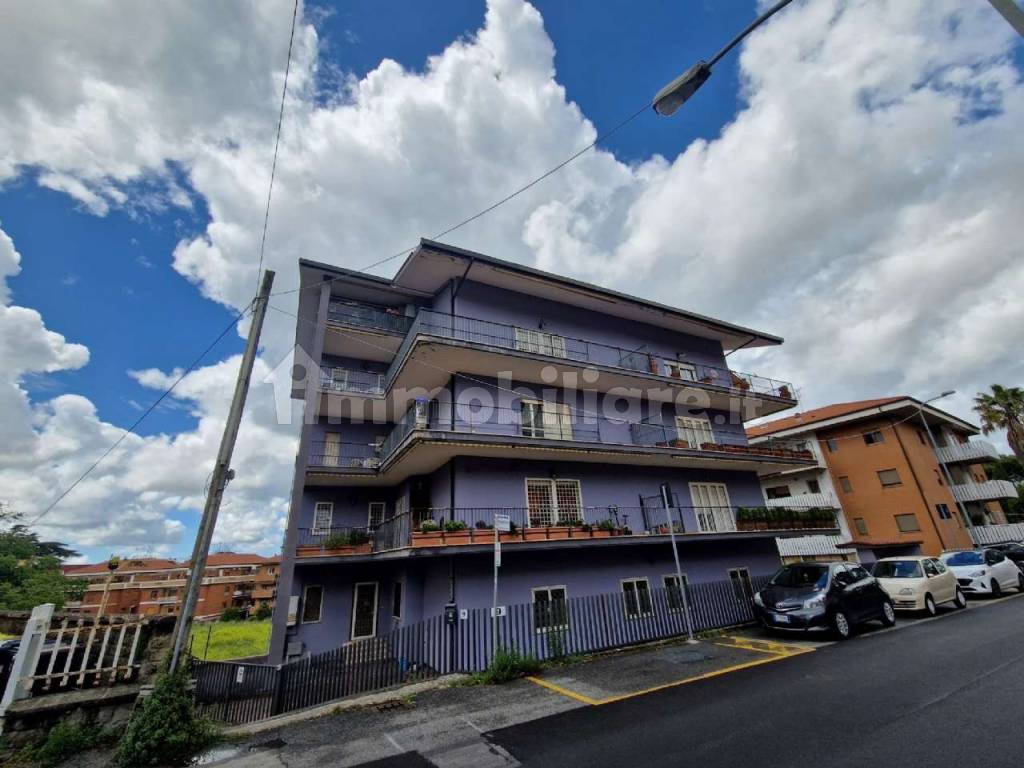 e2e65dd2-c16e-4d46-8391-a33e7909a628