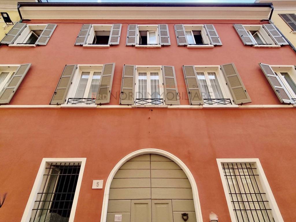 Appartamento tresanda del territorio, loggia - garibaldi, brescia