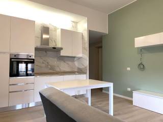 Zona living con cucina a vista