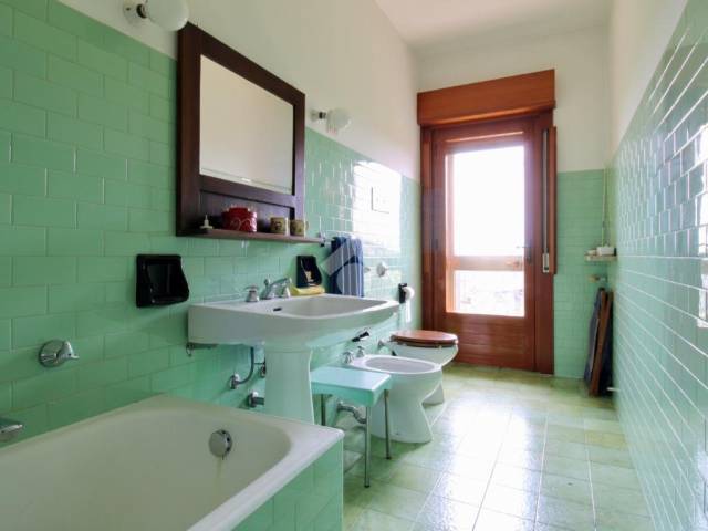 BAGNO PRIMO PIANO