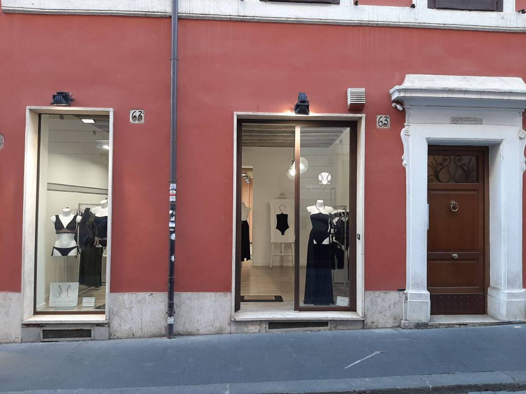 Locale commerciale via della vite 63a/b, spagna, roma
