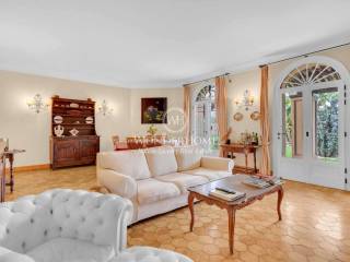 Salone