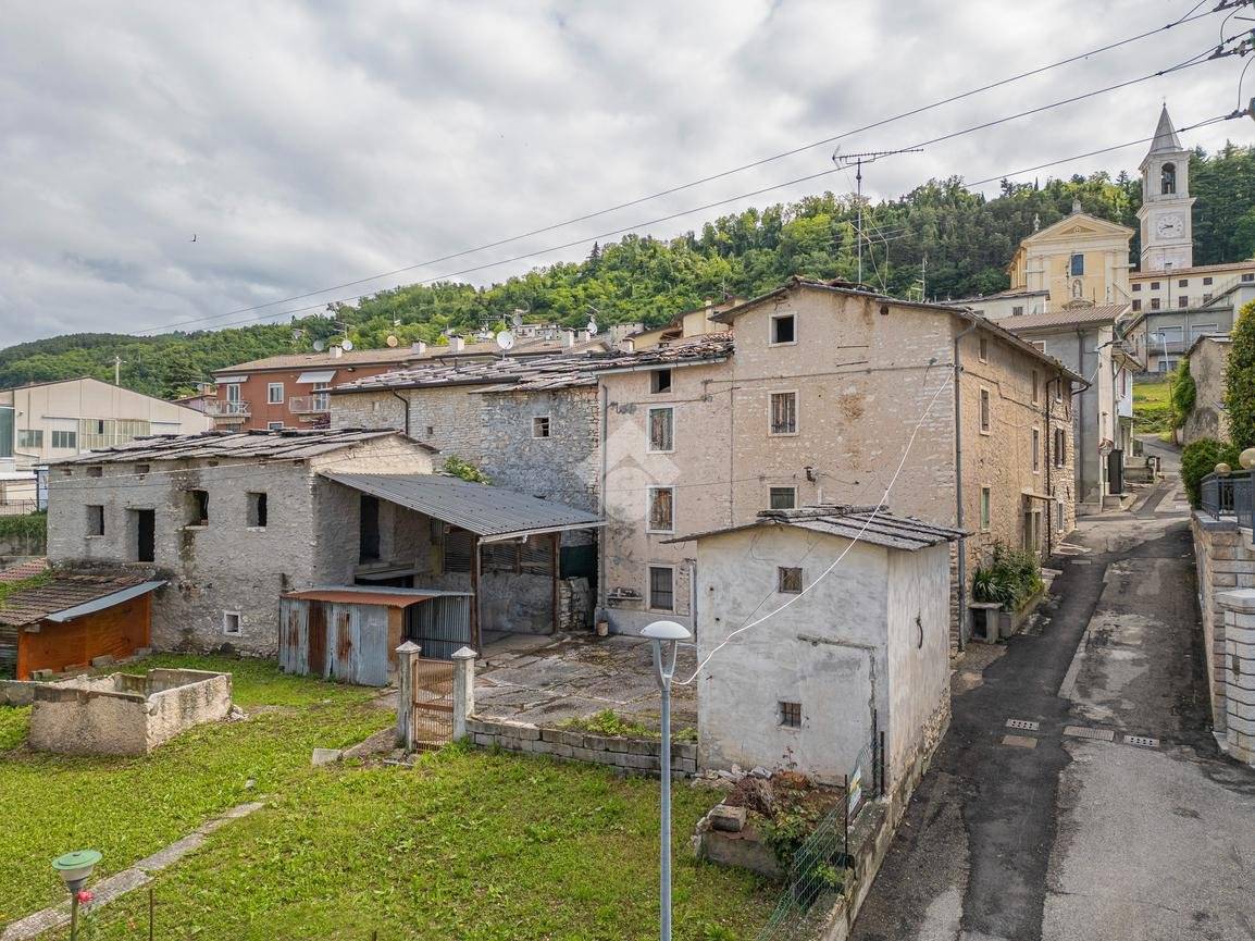 Casa indipendente in vendita a Negrar di Valpolicella
