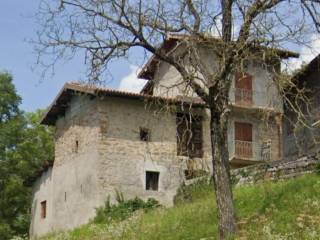 SAN GIOVANNI BIANCO - RUSTICO CON TERRENO 