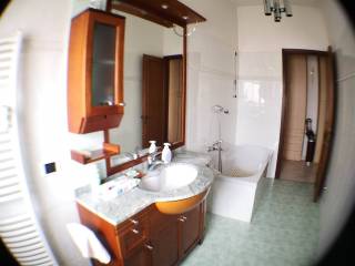 Bagno 2 con vasca