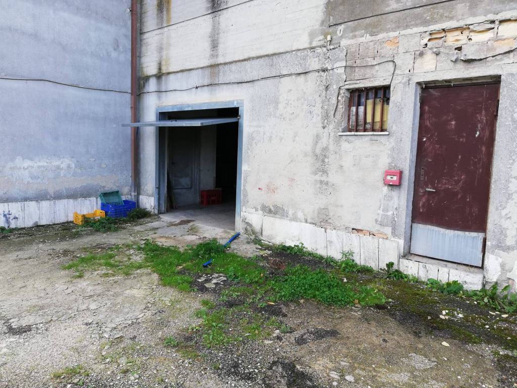 Garage - box via antonio segni, cortino
