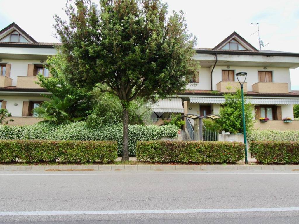 Villa a schiera via casa bianca 30, lignano sabbiadoro