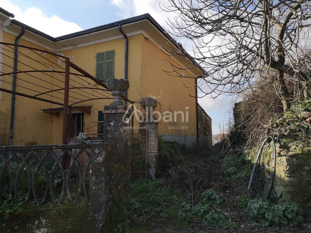 SP429_vendita_casa_giardino_laspezia_follo.jpg
