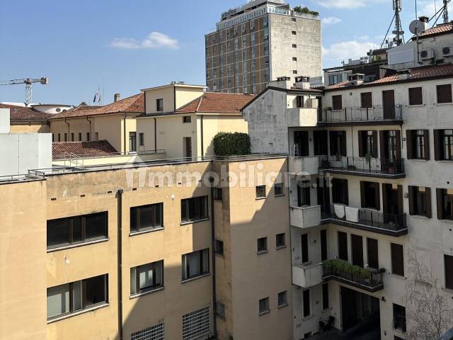 vista da balcone in appartamento