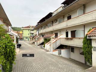 Villetta a Schiera